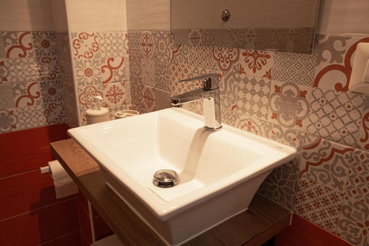 Le Dimore Di Emilia - Casa Bea Napoli Exterior foto